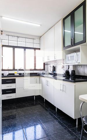 Apartamento à venda com 114m², 3 quartos e 1 vaga Apartamento à venda com 114m², 3 quartos e 1 vagaCozinha