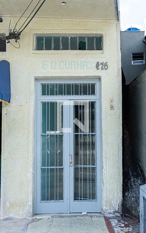 Studio para alugar com 24m², 1 quarto e sem vaga Studio para alugar com 24m², 1 quarto e sem vagaFachada