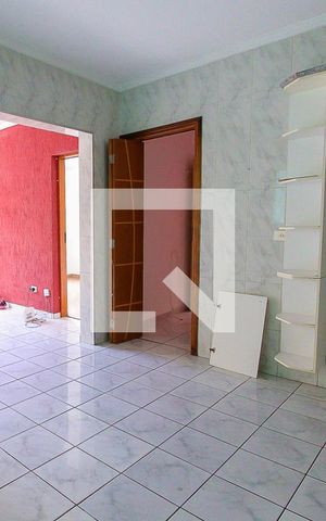 Casa à venda com 192m², 2 quartos e 2 vagas Casa à venda com 192m², 2 quartos e 2 vagasCozinha