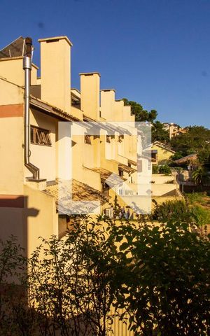Casa de condomínio à venda com 288m², 3 quartos e 3 vagas Casa de condomínio à venda com 288m², 3 quartos e 3 vagasVista do quarto 2