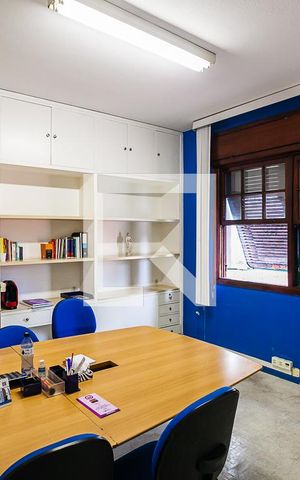 Casa à venda com 340m², 4 quartos e 8 vagas Casa à venda com 340m², 4 quartos e 8 vagasQuarto 2