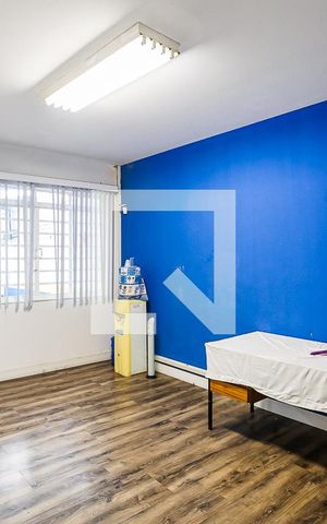 Casa à venda com 340m², 4 quartos e 8 vagas Casa à venda com 340m², 4 quartos e 8 vagasSala de Jantar