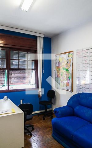 Casa à venda com 340m², 4 quartos e 8 vagas Casa à venda com 340m², 4 quartos e 8 vagasQuarto 3