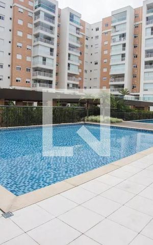 Apartamento para alugar com 83m², 3 quartos e 1 vaga Apartamento para alugar com 83m², 3 quartos e 1 vagaÁrea comum - Piscina