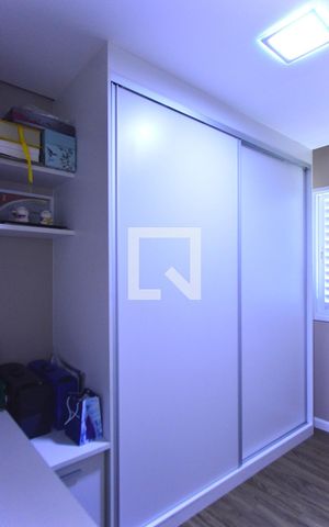 Apartamento à venda com 73m², 2 quartos e 2 vagasQuarto