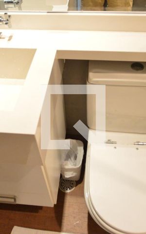 Apartamento à venda com 73m², 2 quartos e 2 vagasBanheiro da suite