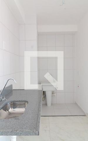 Apartamento à venda com 38m², 2 quartos e sem vagaCozinha e Área de Serviço