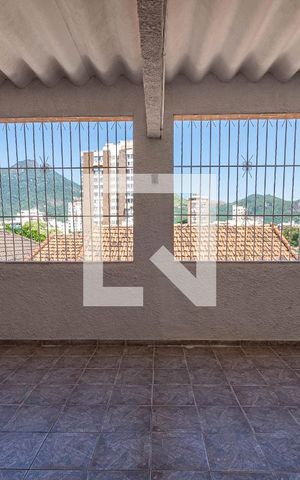 Casa de condomínio à venda com 142m², 3 quartos e sem vaga Casa de condomínio à venda com 142m², 3 quartos e sem vagaTerraço Coberto