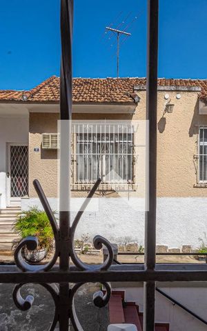 Casa de condomínio à venda com 142m², 3 quartos e sem vaga Casa de condomínio à venda com 142m², 3 quartos e sem vagaSala Vista