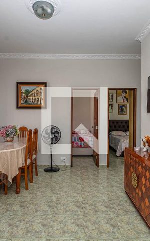 Casa de condomínio à venda com 142m², 3 quartos e sem vaga Casa de condomínio à venda com 142m², 3 quartos e sem vagaSala