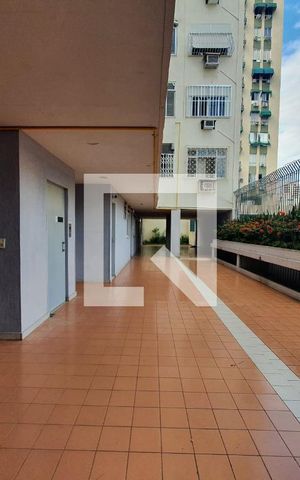 Apartamento à venda com 145m², 3 quartos e 1 vaga Apartamento à venda com 145m², 3 quartos e 1 vagaÁrea Comum - Playground