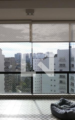 Apartamento à venda com 370m², 3 quartos e 5 vagas Apartamento à venda com 370m², 3 quartos e 5 vagasVaranda da Sala