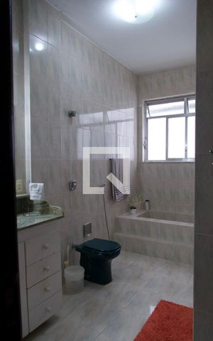 Apartamento à venda com 490m², 4 quartos e 1 vaga Apartamento à venda com 490m², 4 quartos e 1 vagaBanheiro social
