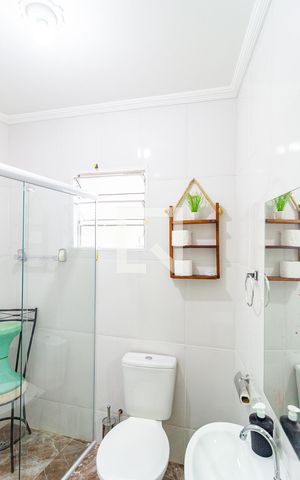 Casa à venda com 187m², 5 quartos e 2 vagasBanheiro do Salão de festas