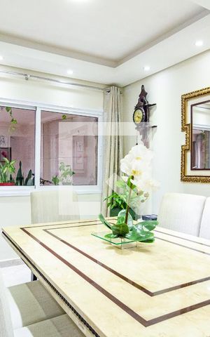 Casa à venda com 187m², 5 quartos e 2 vagasSala