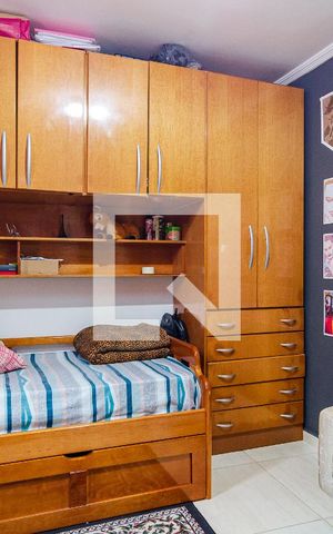 Casa à venda com 187m², 5 quartos e 2 vagasQuarto 4