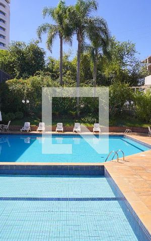 Apartamento à venda com 77m², 3 quartos e 1 vagaÁrea comum - Piscina