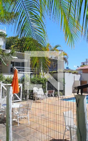 Apartamento à venda com 77m², 3 quartos e 1 vagaÁrea comum - Piscina