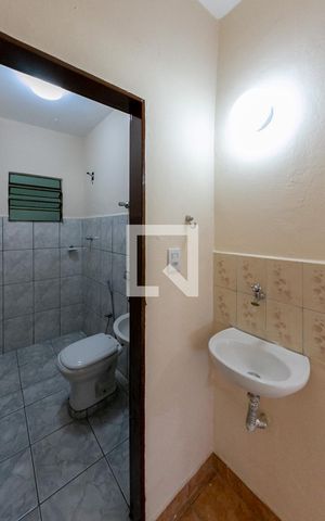 Casa à venda com 180m², 3 quartos e 3 vagasBanheiro Social
