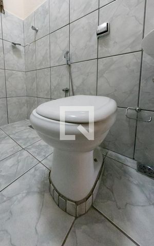 Casa à venda com 180m², 3 quartos e 3 vagasBanheiro Social
