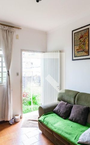 Casa à venda com 500m², 1 quarto e 3 vagas Casa à venda com 500m², 1 quarto e 3 vagasSala