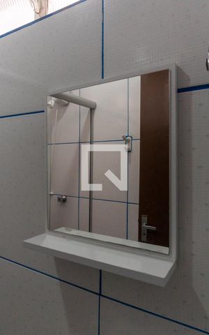 Apartamento à venda com 44m², 2 quartos e sem vaga Apartamento à venda com 44m², 2 quartos e sem vagaBanheiro Social