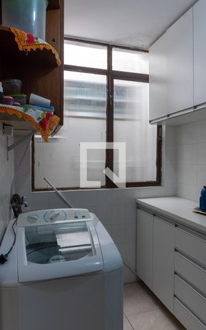 Apartamento à venda com 44m², 2 quartos e sem vaga Apartamento à venda com 44m², 2 quartos e sem vagaÁrea de Serviço