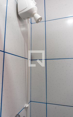 Apartamento à venda com 44m², 2 quartos e sem vaga Apartamento à venda com 44m², 2 quartos e sem vagaBanheiro Social