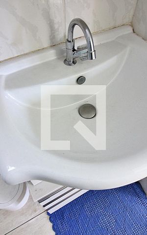 Casa à venda com 219m², 4 quartos e 3 vagasBanheiro Social Casa 3