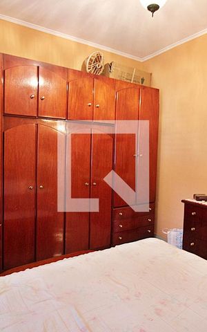 Casa à venda com 219m², 4 quartos e 3 vagasQuarto 1