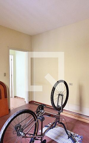 Casa à venda com 219m², 4 quartos e 3 vagasQuarto Casa 2