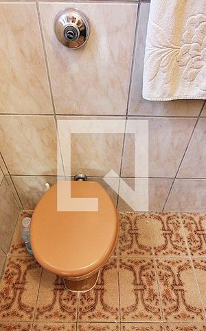 Casa à venda com 219m², 4 quartos e 3 vagasBanheiro Social