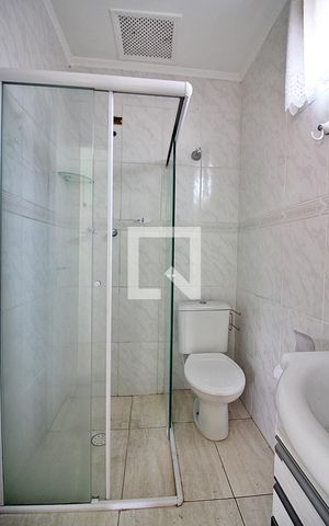 Casa à venda com 219m², 4 quartos e 3 vagasBanheiro Social Casa 3