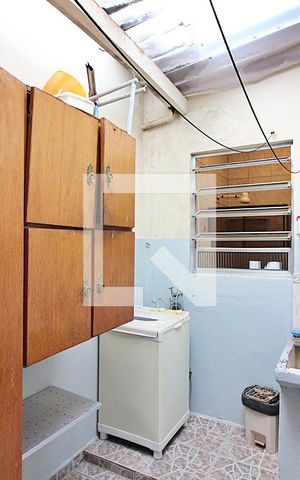Casa à venda com 219m², 4 quartos e 3 vagasLavanderia