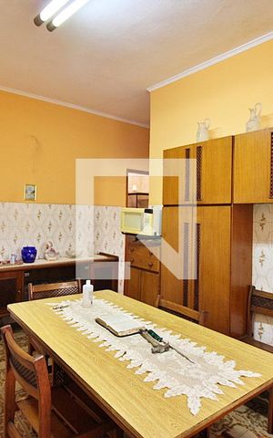 Casa à venda com 219m², 4 quartos e 3 vagasCozinha