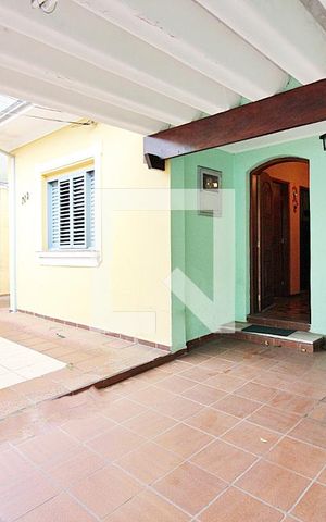 Casa à venda com 219m², 4 quartos e 3 vagasGaragem