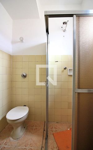 Casa à venda com 219m², 4 quartos e 3 vagasBanheiro Social Casa 2