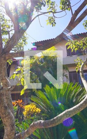 Casa à venda com 390m², 3 quartos e 2 vagasFachada da Casa