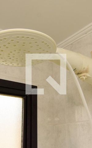 Apartamento para alugar com 276m², 3 quartos e 1 vaga Apartamento para alugar com 276m², 3 quartos e 1 vagaBanheiro da Suíte 3