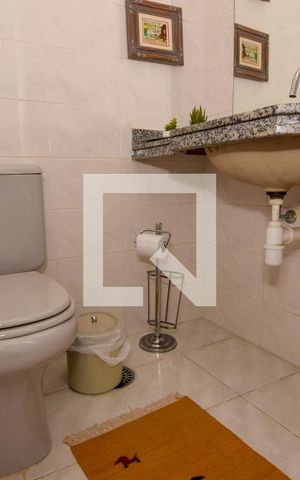 Apartamento para alugar com 276m², 3 quartos e 1 vaga Apartamento para alugar com 276m², 3 quartos e 1 vagaLavabo