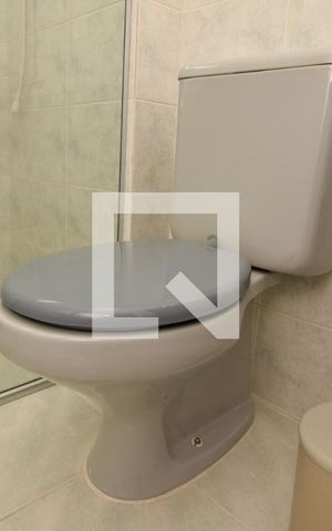 Apartamento para alugar com 276m², 3 quartos e 1 vaga Apartamento para alugar com 276m², 3 quartos e 1 vagaBanheiro da Suíte 3