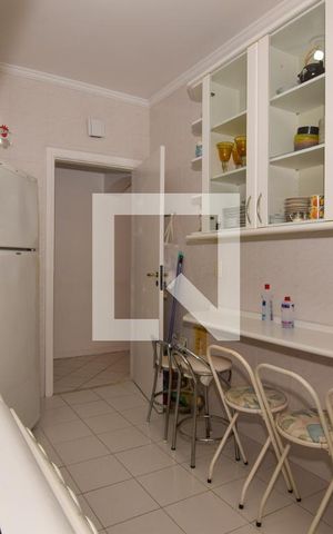 Apartamento para alugar com 276m², 3 quartos e 1 vaga Apartamento para alugar com 276m², 3 quartos e 1 vagaCozinha