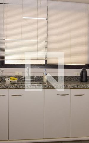 Apartamento para alugar com 276m², 3 quartos e 1 vaga Apartamento para alugar com 276m², 3 quartos e 1 vagaCozinha