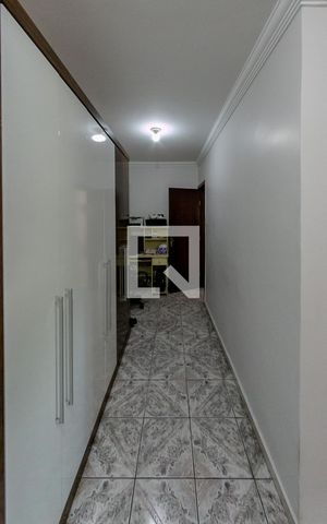 Casa à venda com 240m², 3 quartos e 2 vagasQuarto Suíte