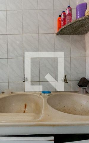 Casa à venda com 240m², 3 quartos e 2 vagasÁrea de Serviço