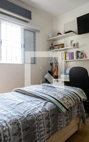 Casa à venda com 180m², 3 quartos e 2 vagas Casa à venda com 180m², 3 quartos e 2 vagasQuarto 1
