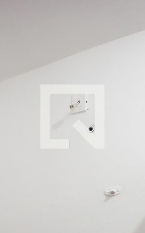 Casa para alugar com 55m², 2 quartos e sem vagaBanheiro