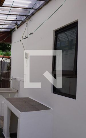 Casa para alugar com 55m², 2 quartos e sem vagaÁrea de Serviço