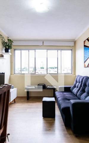 Apartamento à venda com 63m², 2 quartos e 1 vaga Apartamento à venda com 63m², 2 quartos e 1 vagaSala