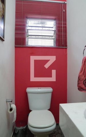 Casa à venda com 444m², 4 quartos e 6 vagasBanheiro 2